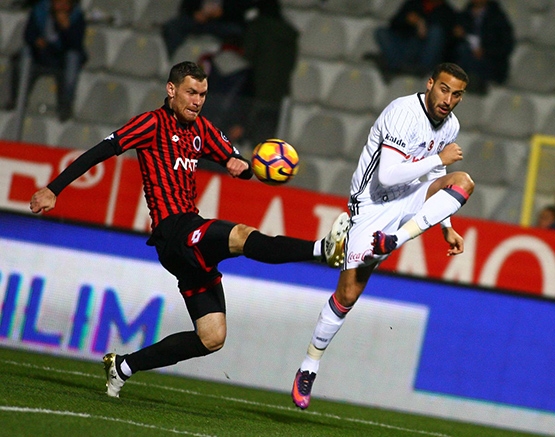 Spor yazarlarından G.Birliği-Beşiktaş maçı yorumları 5