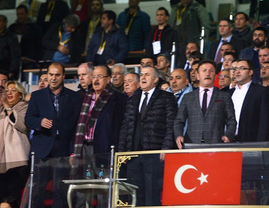 Spor yazarlarından G.Birliği-Beşiktaş maçı yorumları 8