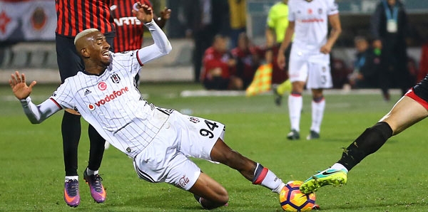 Ne yaptın sen Talisca! 1