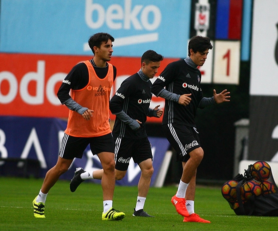Beşiktaş'ın Adanaspor antrenmanından kareler 4