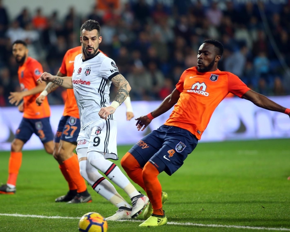 Başakşehir - Beşiktaş maçından kareler 14