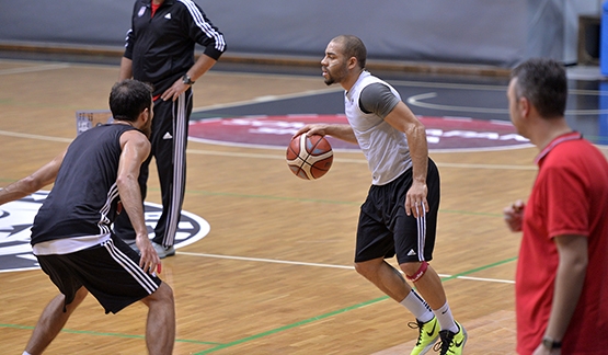 Beşiktaş Sompo Japan kampa girdi 10