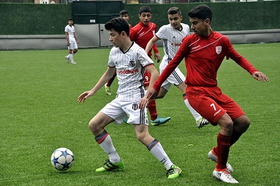 Beşiktaş:3 Pendikspor:0 (U-14) 12