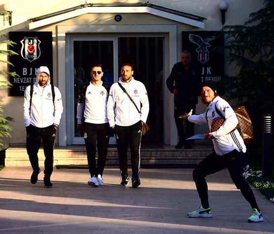 Beşiktaş, Adana'ya gitti 2