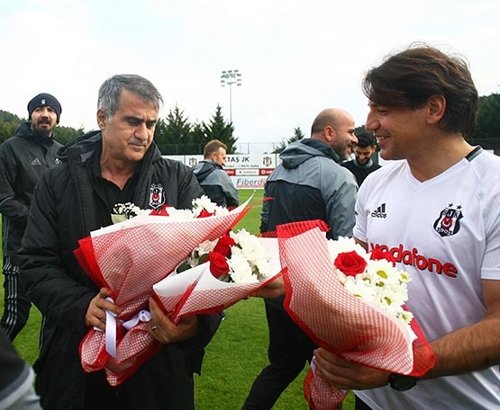 Şenol Güneş'in Öğretmenler Günü kutlandı 4