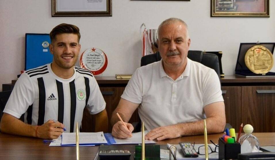 Beşiktaş'ta gelenler ve gidenler - 2022-23 Sezonu 21