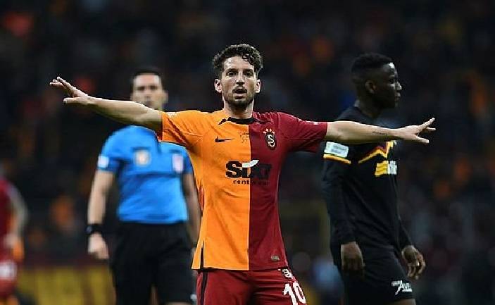 FIFA, Süper Lig'de yılın 11'ini belirledi! Beşiktaş'tan 2 isim 5