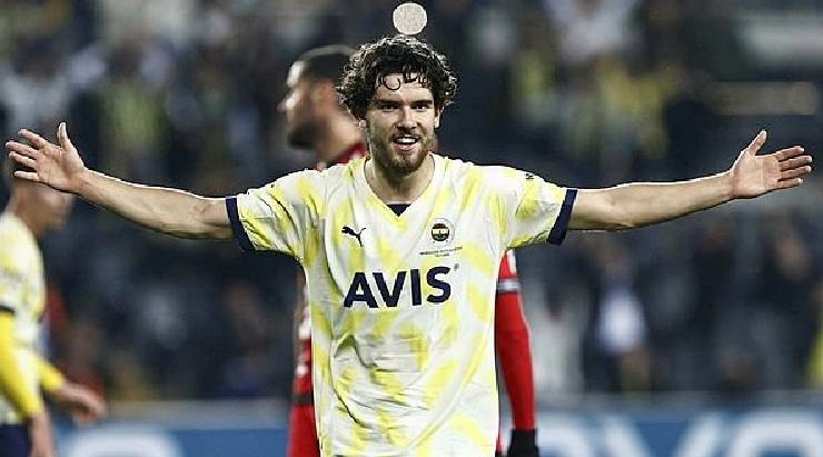 FIFA, Süper Lig'de yılın 11'ini belirledi! Beşiktaş'tan 2 isim 9