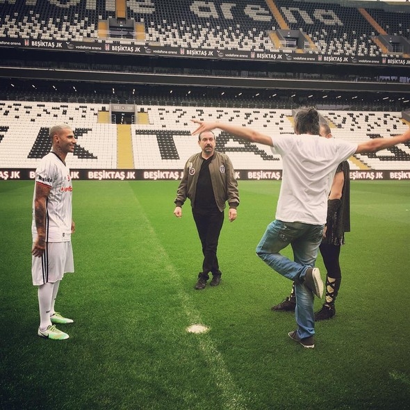 Vodafone Arena'ya yeni reklam filmi 4