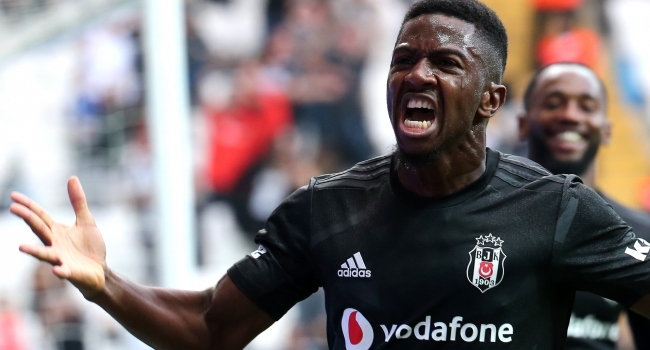 Yolu Beşiktaş'tan geçen 15 Afrikalı 17