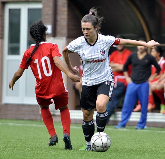 Beşiktaş:6 - Sultanbeyli Mevlana:0 (Kadın Futbol) 6