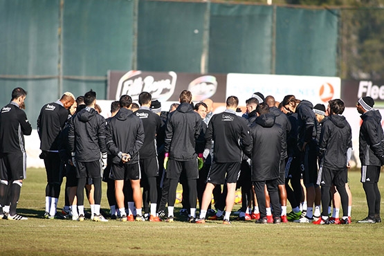 Beşiktaş'ın bugünkü antrenmanından kareler 11
