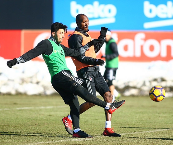 Beşiktaş'ın bugünkü antrenmanından kareler 13