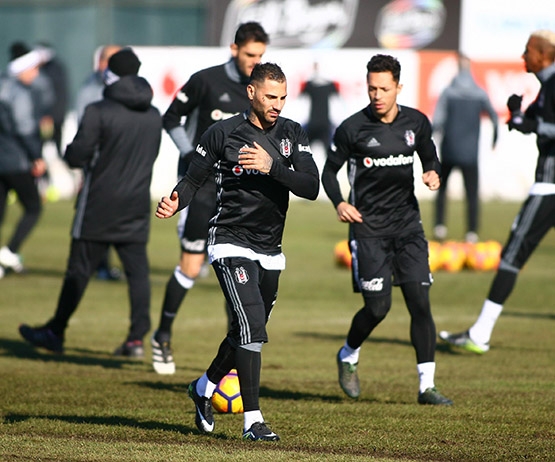 Beşiktaş'ın bugünkü antrenmanından kareler 5