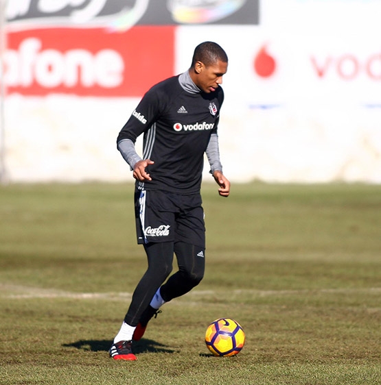 Beşiktaş'ın bugünkü antrenmanından kareler 7