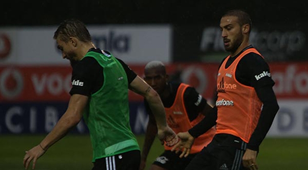 Cenk ile Caner gerginlik sonrası ne konuştular? 10