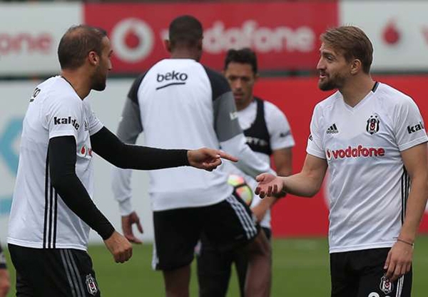 Cenk ile Caner gerginlik sonrası ne konuştular? 9