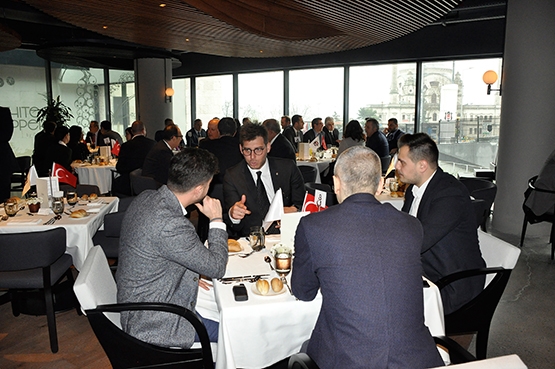 Beşiktaş'ın sponsorları Vodafone Arena'da ağırlandı 10