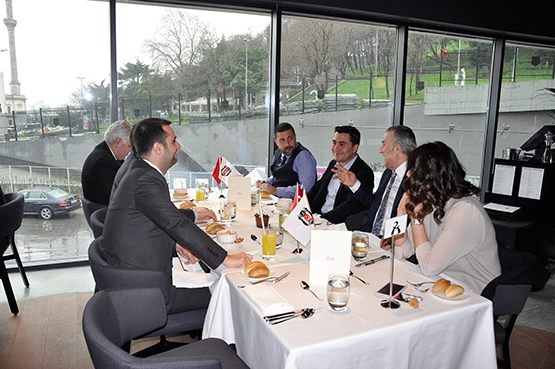 Beşiktaş'ın sponsorları Vodafone Arena'da ağırlandı 8