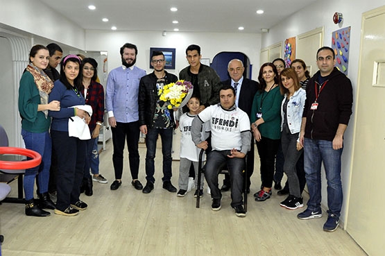 Necip Uysal'dan anlamlı ziyaret 8