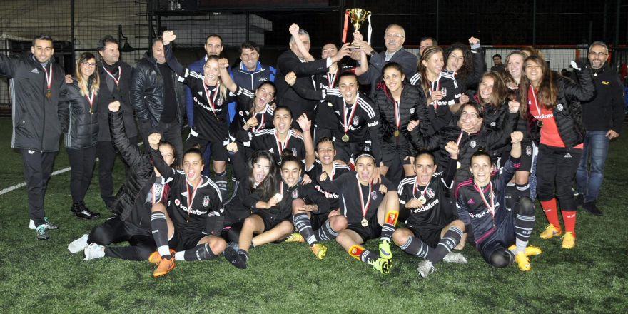 Beşiktaş, Cumhuriyet Kupası'nı kazandı