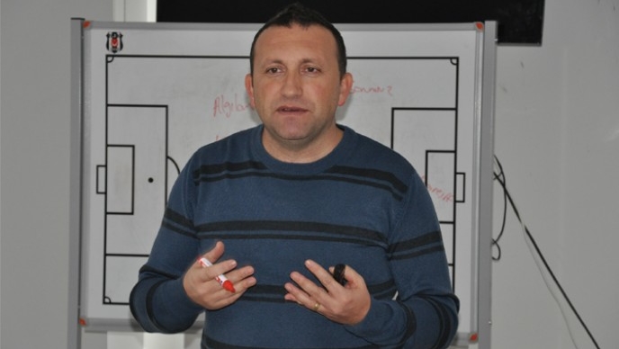 Ömer Ateş ‘Yılın Spor Psikoloğu‘ seçildi