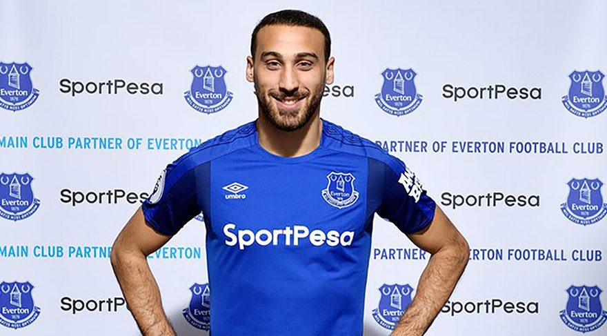 Premier Lig hesabından Cenk Tosun mesajı: “Bazı seçkin Türk yeteneklerin izinden gideceksin!”