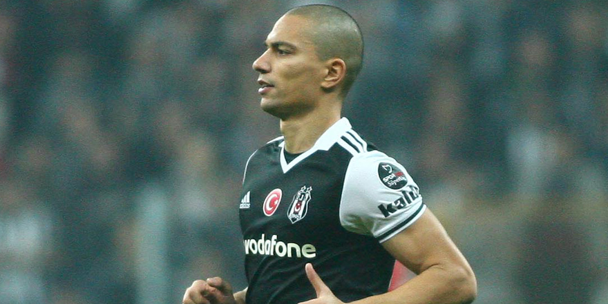 ''Cenk yine hayalet gibi''