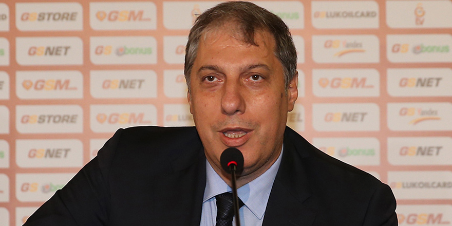 Beşiktaş'ı ağzından düşürmeyen Nazifoğlu'nu tanıyalım!