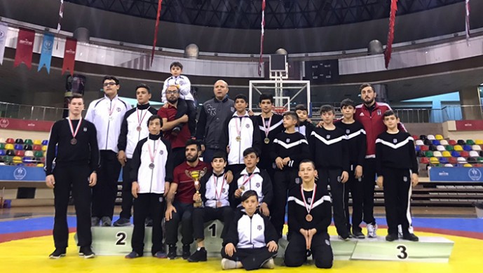 Beşiktaş Güreş Takımı şampiyon oldu!
