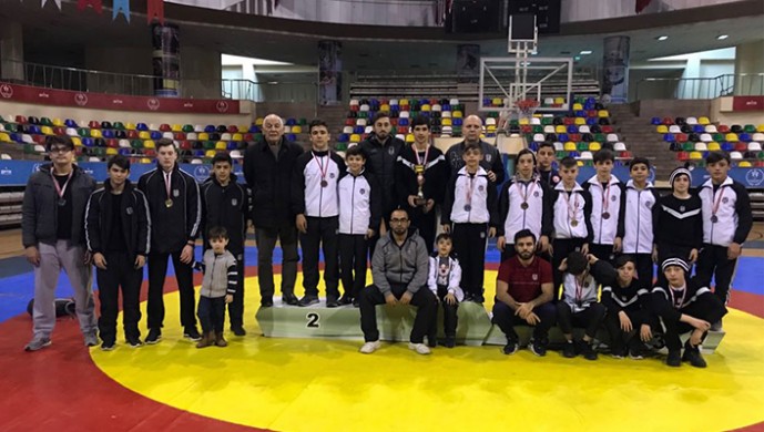 Beşiktaş Güreş Takımından derece!