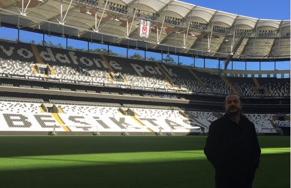 Ünlü bariton Güvenç Dağüstün’den “Gündoğdu”