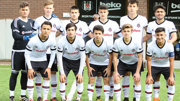 Beşiktaş:1 Fenerbahçe:1 (U-17)