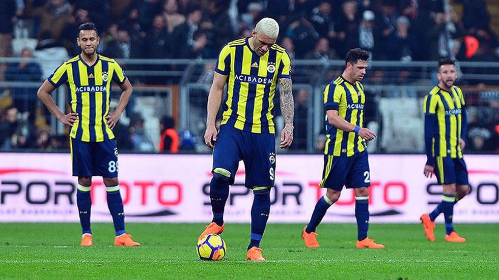 F.Bahçe resmen sahadan silindi!