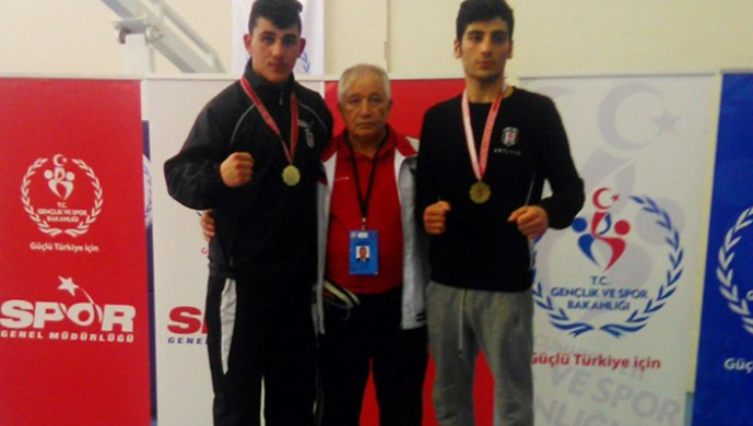 Liseler Arası Ferdi Boks Şampiyonası’nda üç Beşiktaşlı şampiyon oldu
