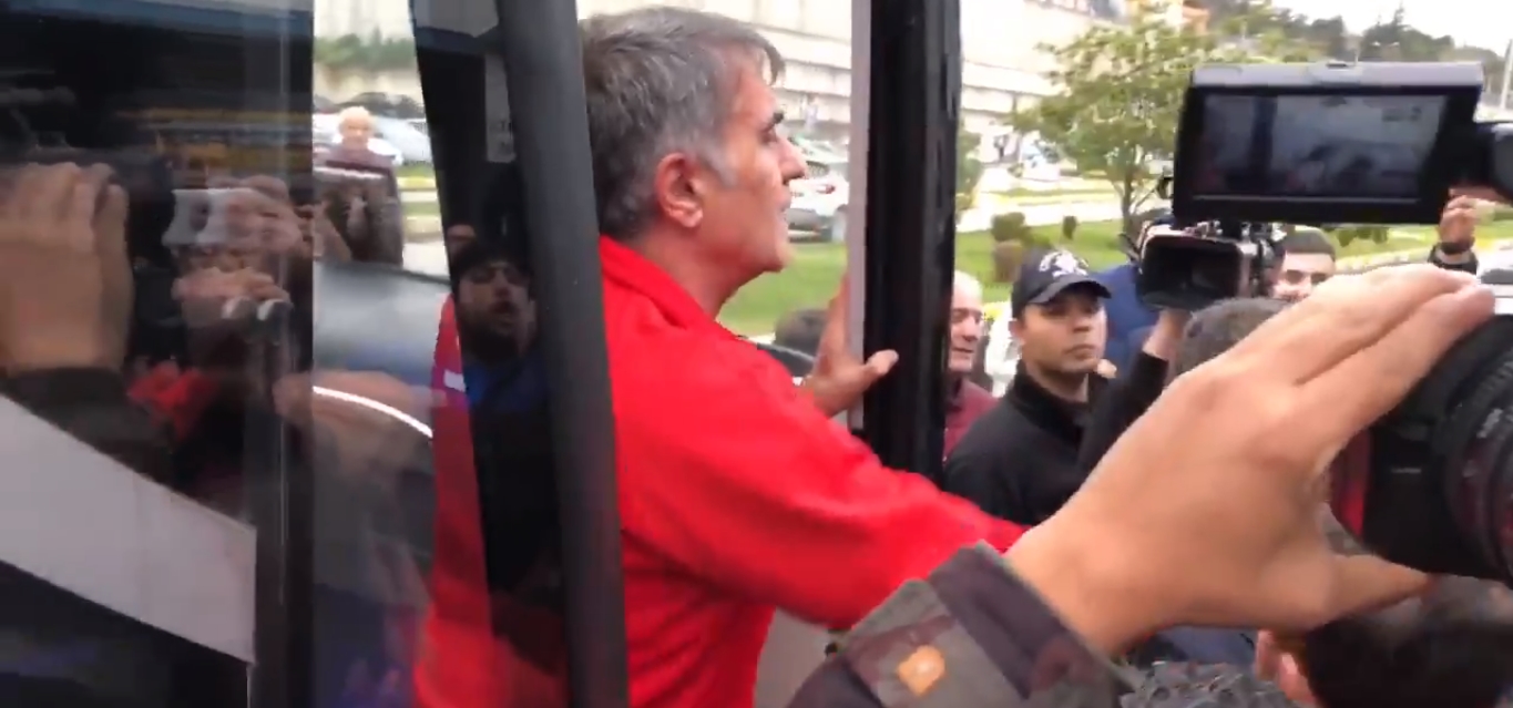 Trabzon’da Şenol Güneş’e beklenmedik karşılama!