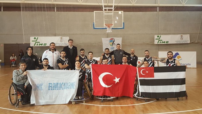 Beşiktaş RMK Marine'nin Andre Vergauwen Kupası maç programı