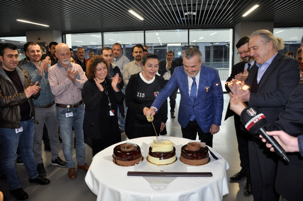 Beşiktaş'ın 115. yaşı Vodafone Park'ta kutlandı