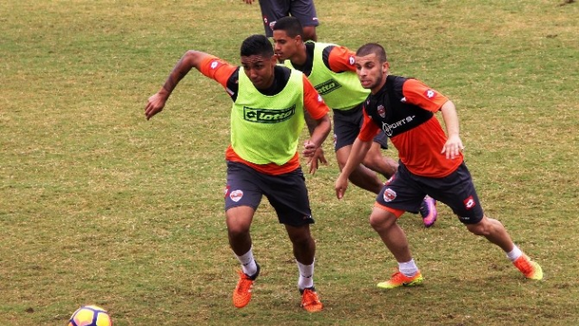 Adanaspor dar alanda pas çalıştı