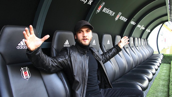 Oyuncu Aras Bulut İğnemli Beşiktaş Dergisi'ne röportaj verdi