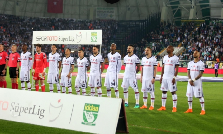 Beşiktaş 3 puanı aldı. Şimdi rakiplerini bekliyor