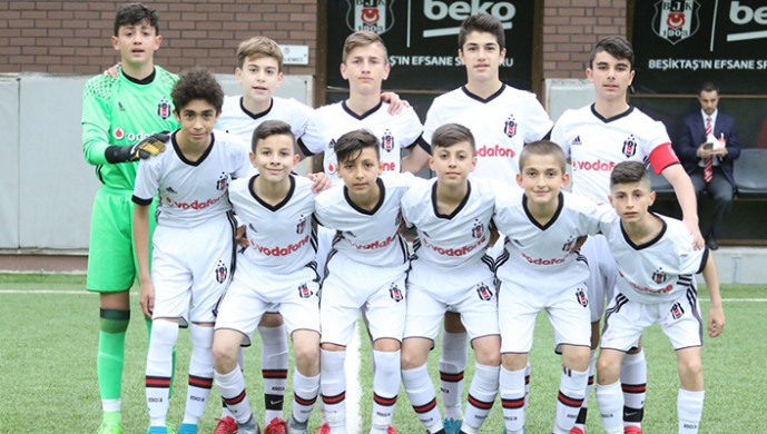 Beşiktaş'tan 7 gollü galibiyet