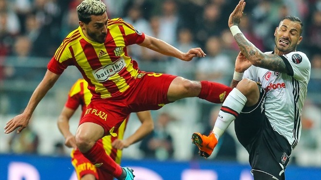 "Net kırmızı kartlık pozisyona sadece sarı çıktı."