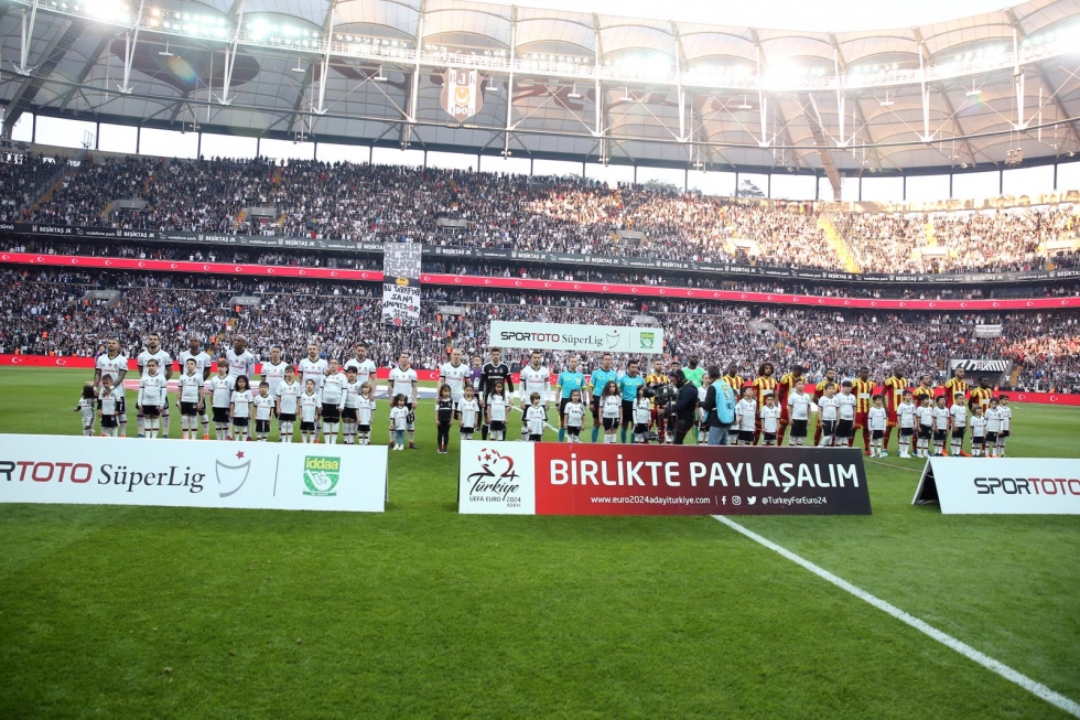 "Bu performans derbi öncesi kafalarda soru işareti oluşturur mu?"