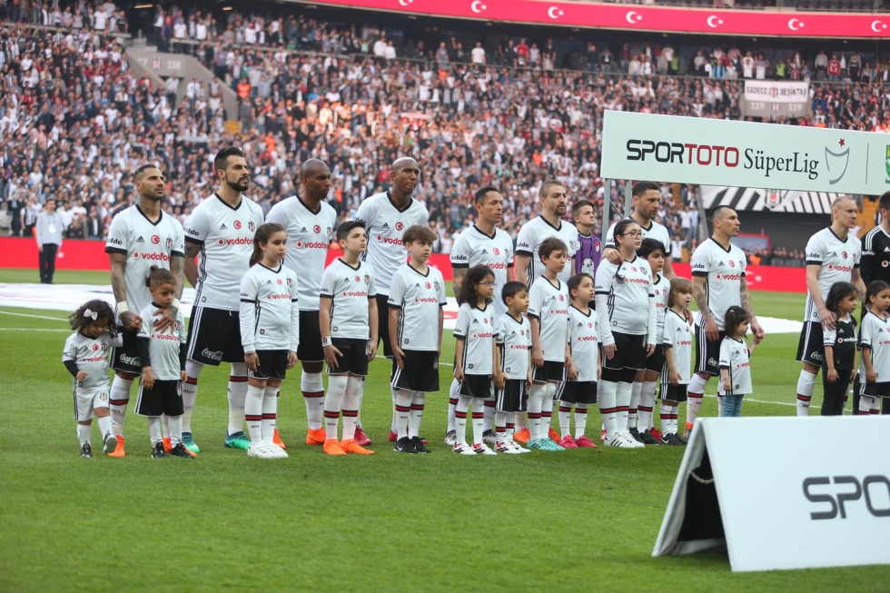 "Quaresma frikikten attığı harika golün ötesinde maça karakter koyarak Beşiktaş’ı ayağa kaldıran isimdi."