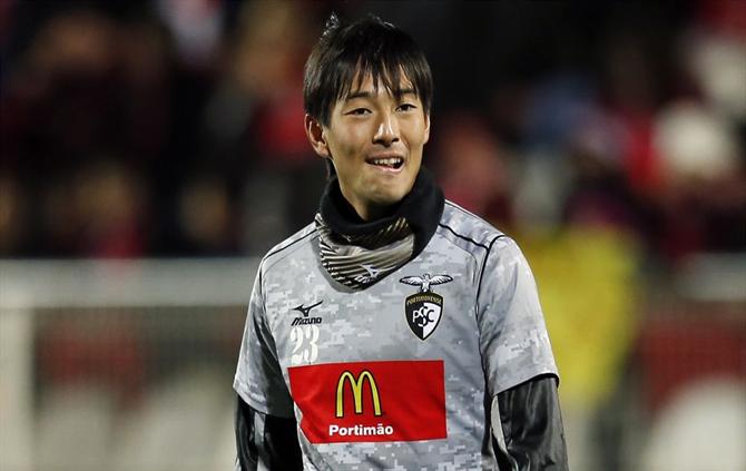 FLAŞ | Beşiktaş, Japon kanat oyuncusu Nakajima’yı izliyor!