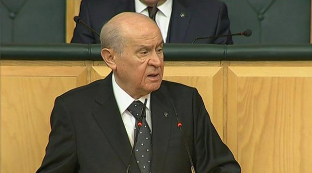 Devlet Bahçeli'den Beşiktaş'ın maça çıkmama kararıyla ilgili açıklama! "Beşiktaş hata yapmaz, yapmamalı..."