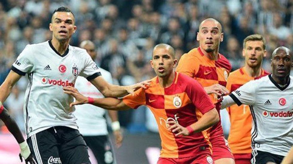 Derbide zafer ateşi!