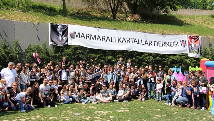 Marmaralı Kartallar Derneği’nden 23 Nisan çocuk şenliği