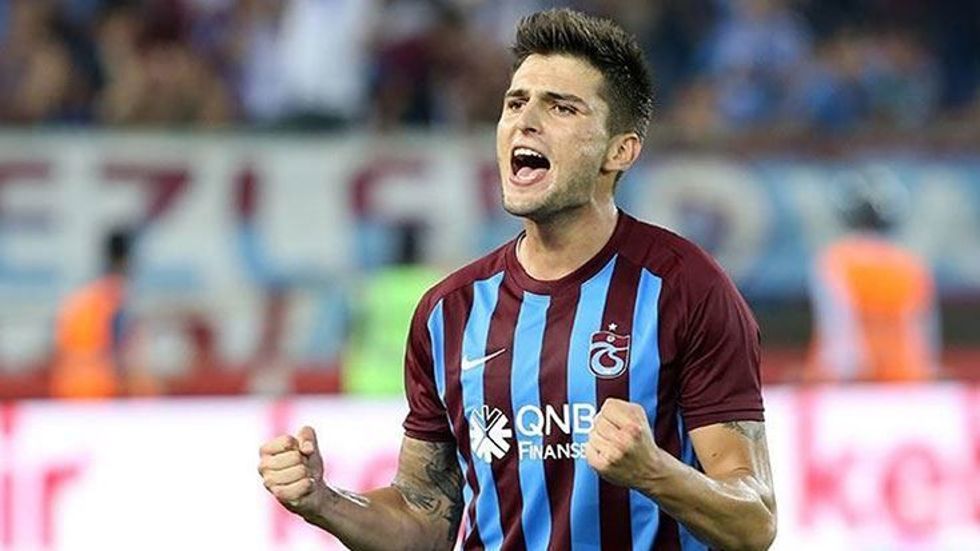FLAŞ | Beşiktaş’ın da gündeminde olan Okay’ın menajerinden açıklama!